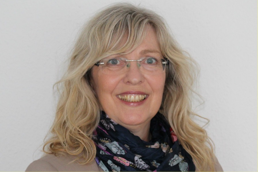 Foto von Astrid Warbinek, Inhaberin von elternzimmer.de